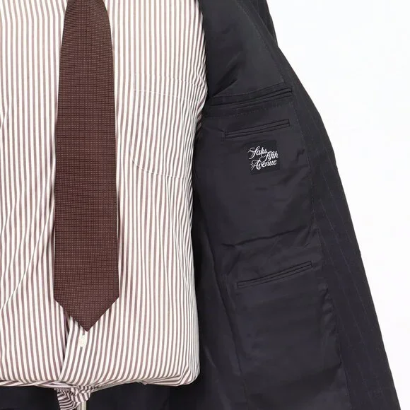 Ermenegildo Zegna 42L Gray Striped Two Button Suit Jacket O666